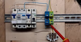 Установка устройства защитного отключения в Красном Сулине в октябре